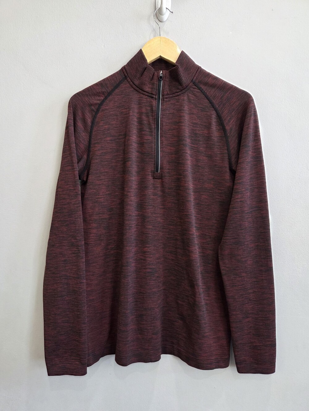 Lululemon Metal Vent Tech 1/2 Zip Long Sleeve Performance Burgundy Men's Small